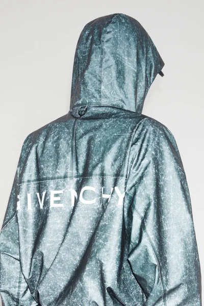 Look 8
